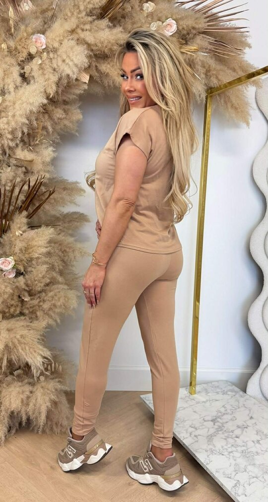 KAYLLA COMFY SET 2290 BEIGE KAYLLA COMFY SET 2290 BEIGE