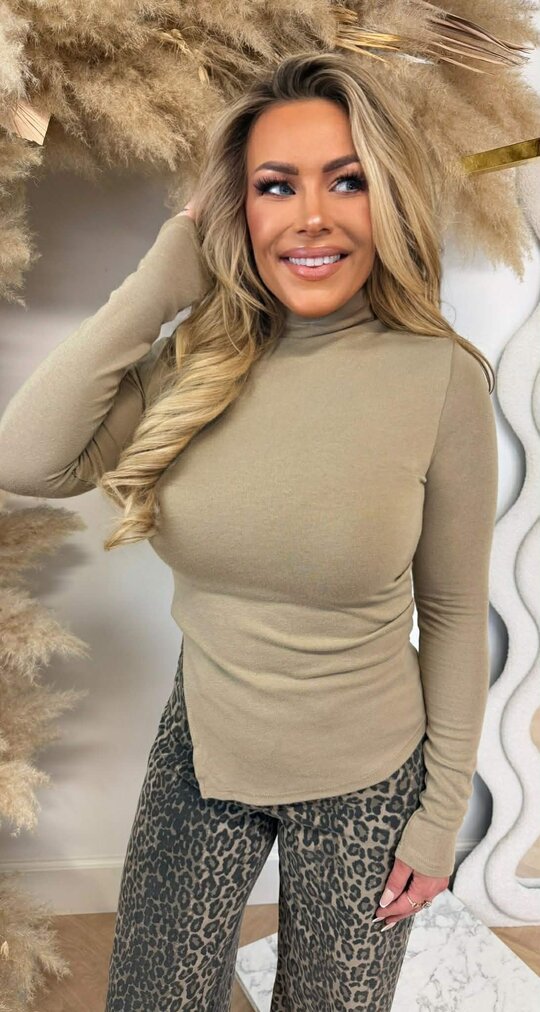 BASIC SPLIT TOP 20968 TAUPE