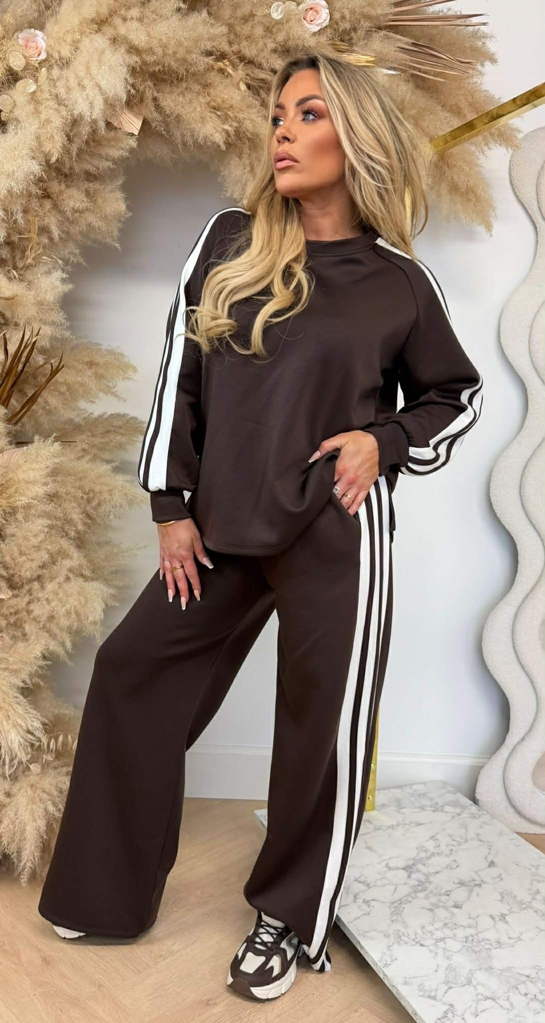 ADDY STRIPE SET CHOCO ADDY STRIPE SET CHOCO