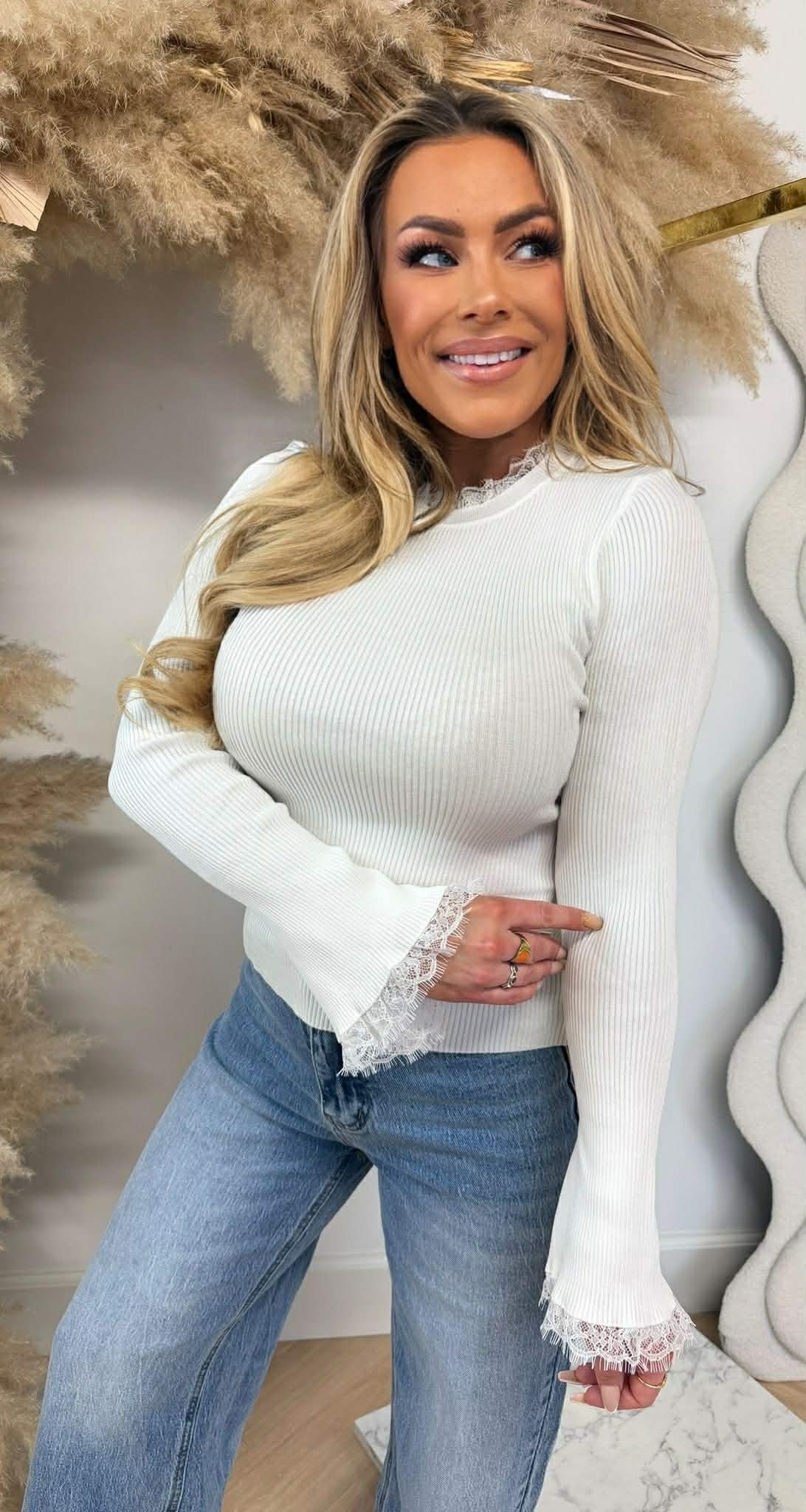 RIB FLARE LACE TOP 9322 CREME