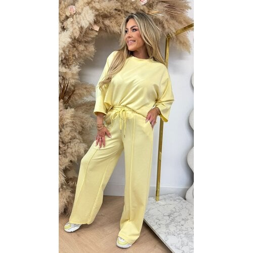 SARAH 2 PIECE SET YELLOW
