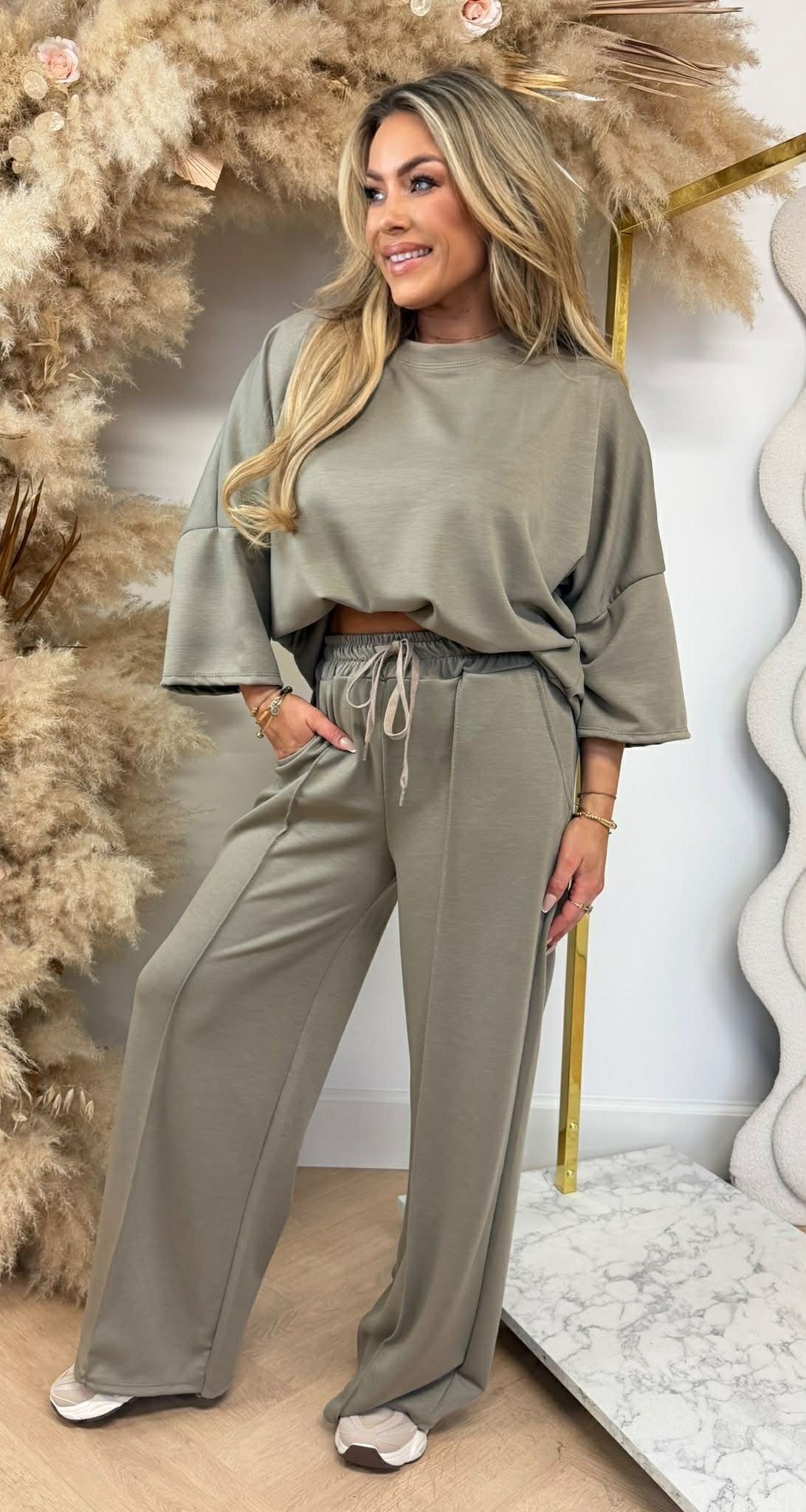 SARAH 2 PIECE SET TAUPE