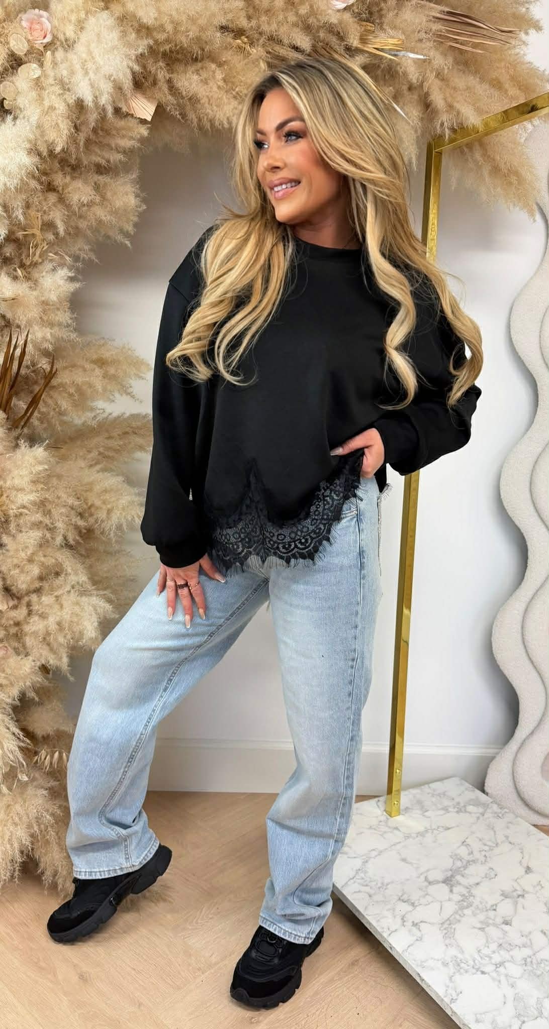 MISS LACY SWEAT BLACK