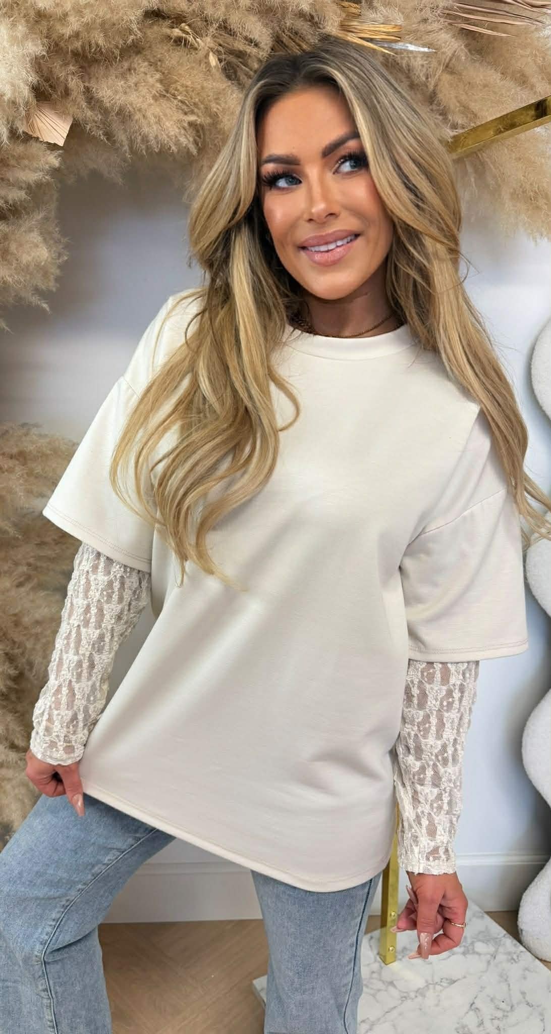 MEGAN LACY TEE BEIGE