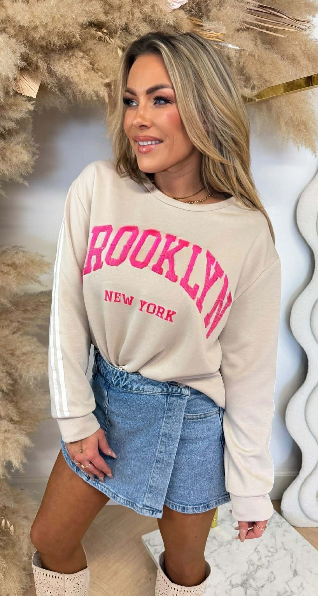 BROOKLYN NY STRIPE SWEAT BEIGE