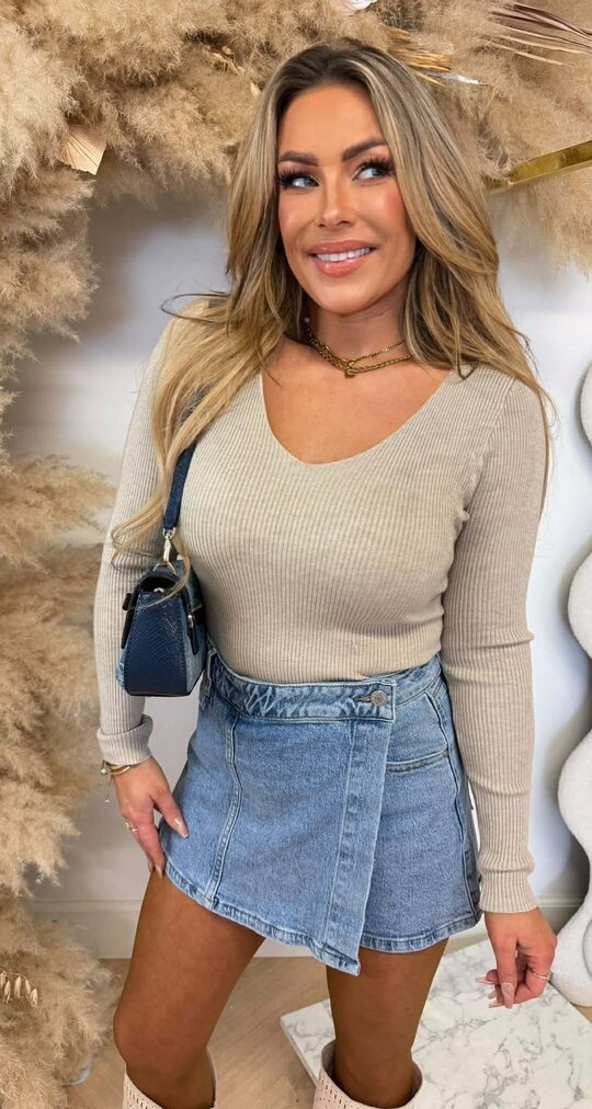 SUZY BASIC V RIB TOP BEIGE