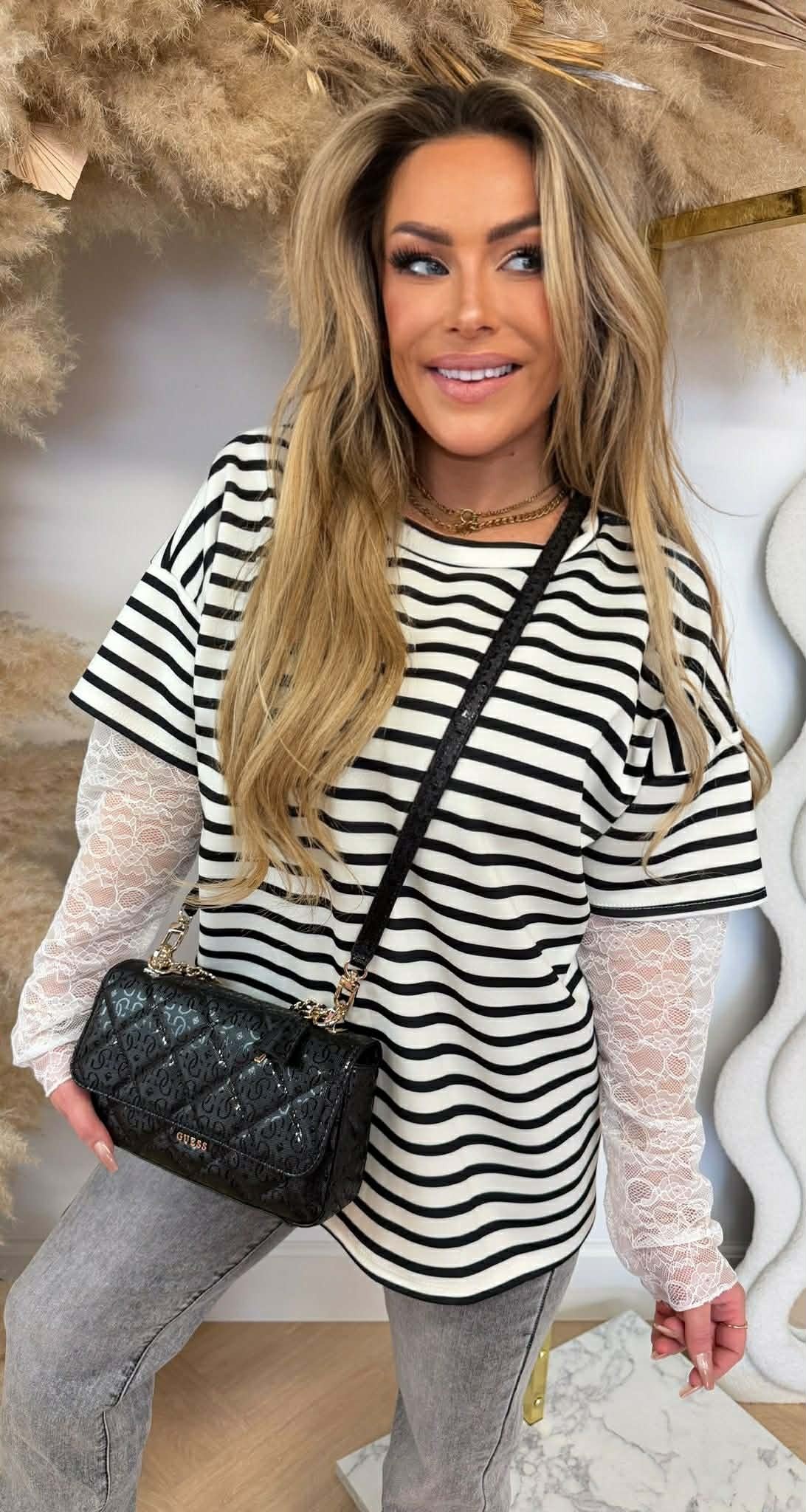 LILLY LACE STRIPE TEE BLACK