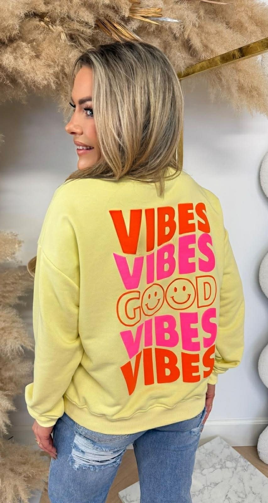 GOOD VIBES SWEATER 01492 YELLOW