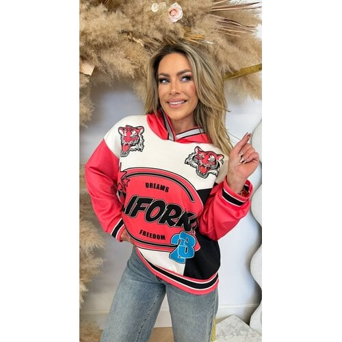 TIGER DREAMS HOODIE RED