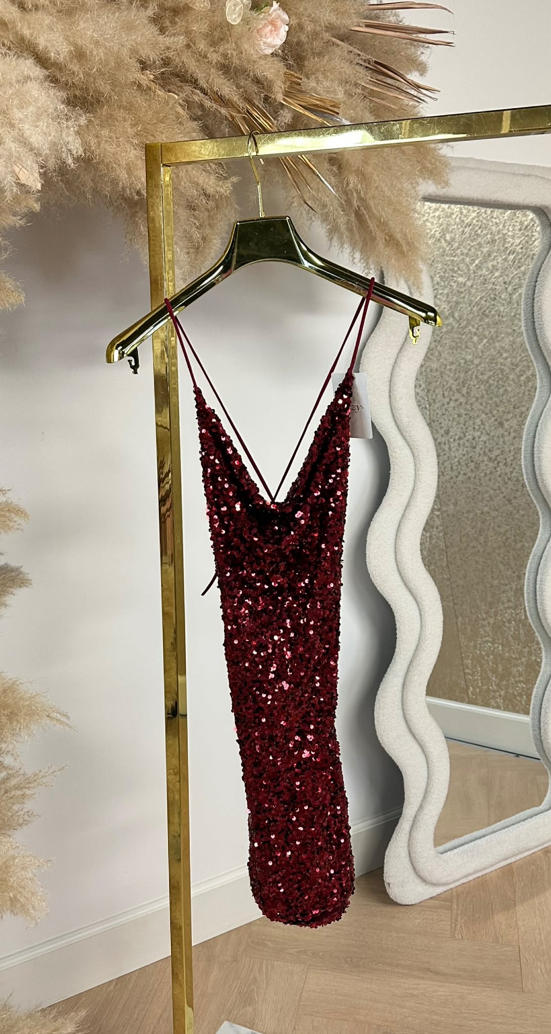 SPAGHETTI CROSSED SEQUIN DRESS XMASRED