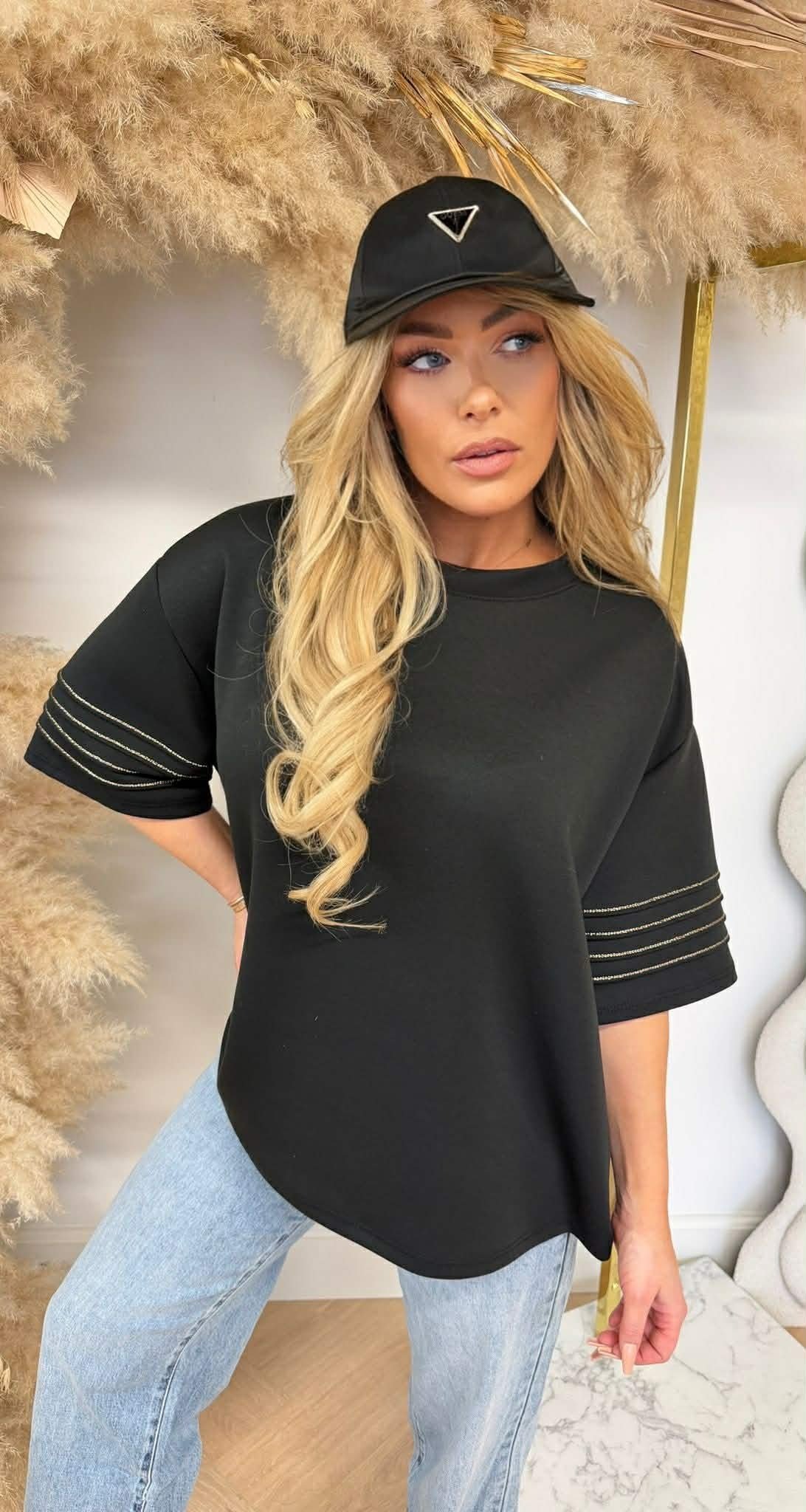 NAOMI GOLDY TEE BLACK