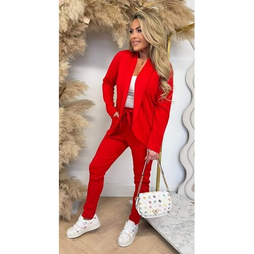CLASSY SUIT RED