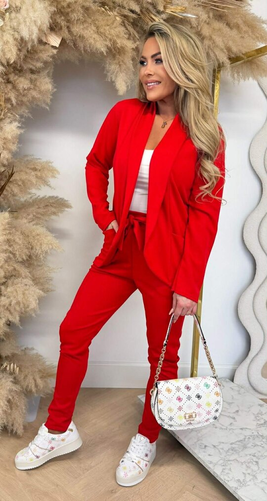 CLASSY SUIT RED