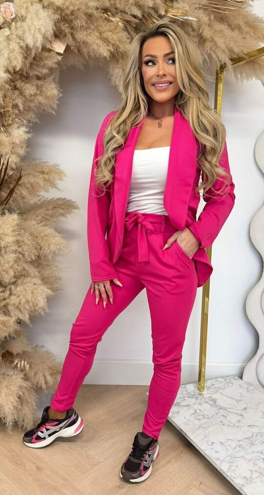 CLASSY SUIT FUCHSIA