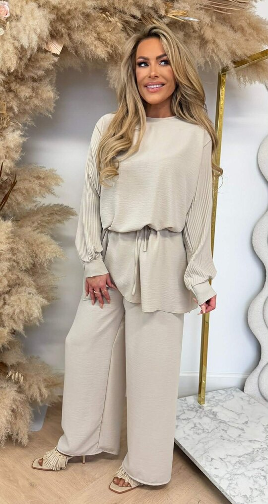 PLISSE SLEEVE SET BEIGE