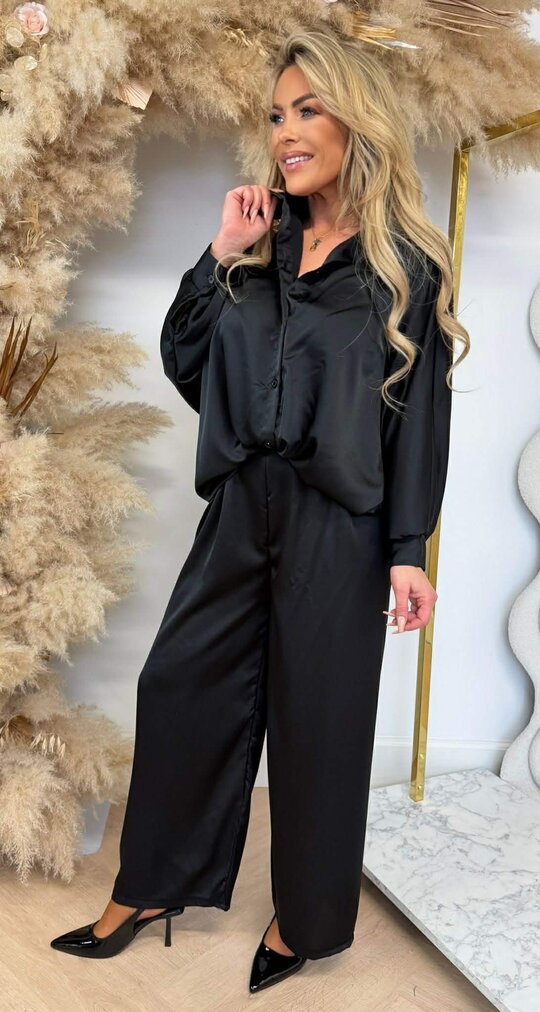 SATIN LOUNGE SET BLACK