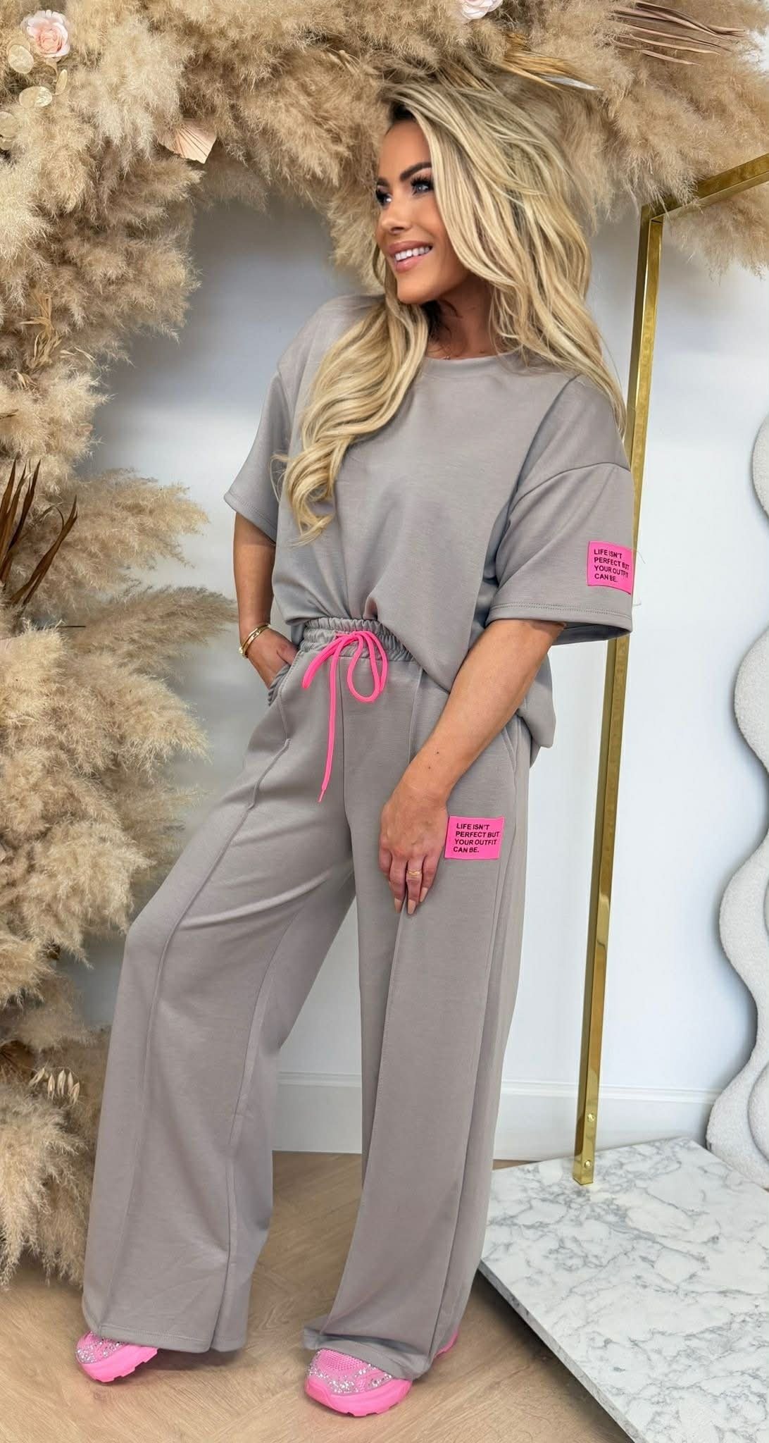 VIRAL LONG EMBLEEM SET TAUPE