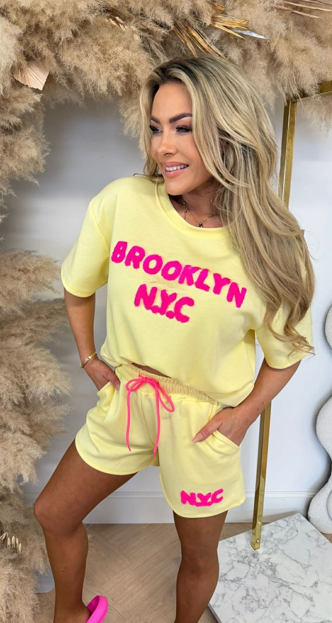 BROOKLYN NYC SET YELLOW