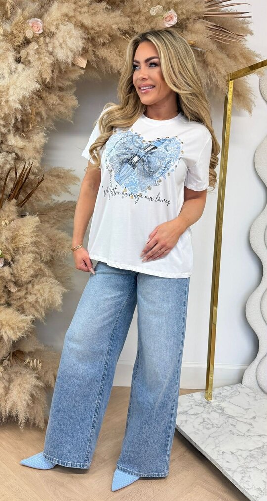 LIPSTICK STRIK TEE *L* BLUE/OFFWHITE LIPSTICK STRIK TEE *L* BLUE/OFFWHITE