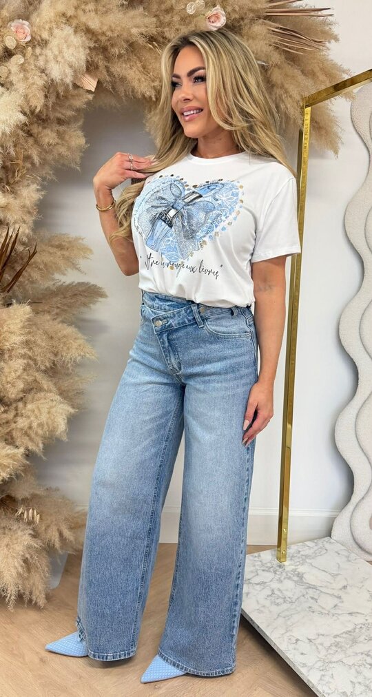 LIPSTICK STRIK TEE *L* BLUE/OFFWHITE LIPSTICK STRIK TEE *L* BLUE/OFFWHITE