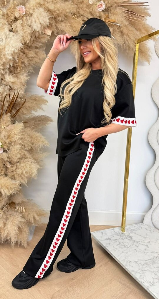 STRIPE HEARTS SET BLACK