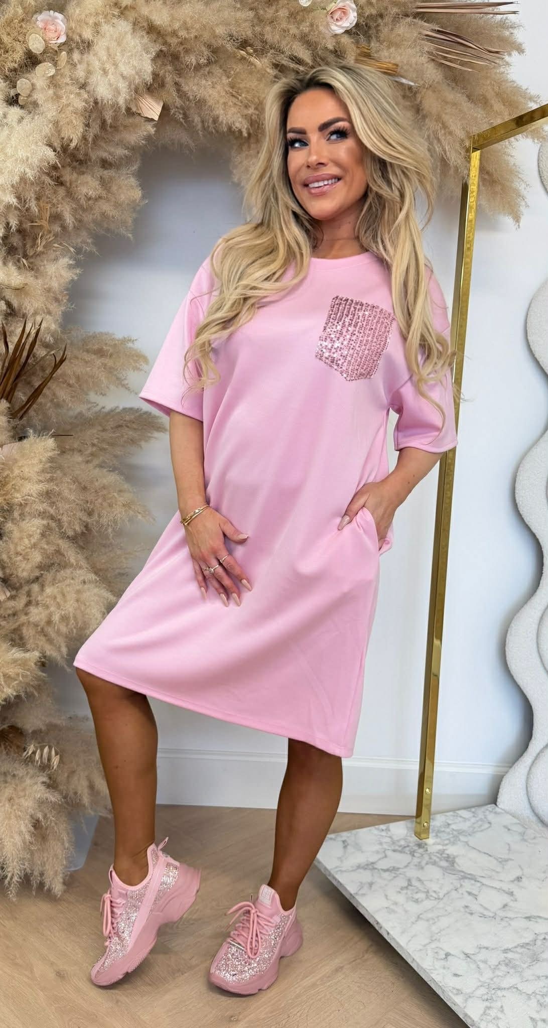 GLITTERY POCKET DRESS PINK GLITTERY POCKET DRESS PINK