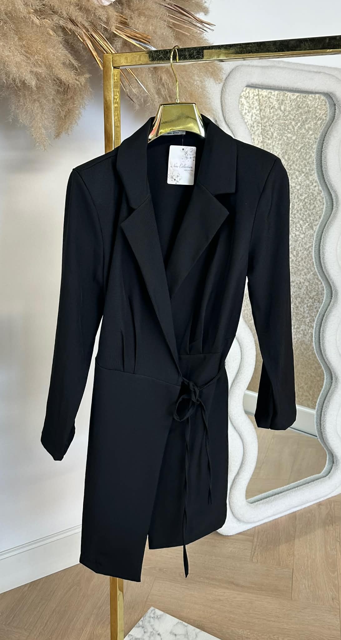 LUCY OMSLAG BLAZER DRESS BLACK