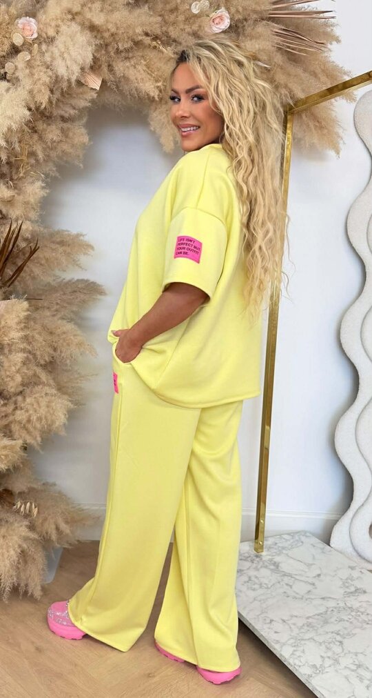 VIRAL LONG EMBLEEM SET YELLOW VIRAL LONG EMBLEEM SET YELLOW