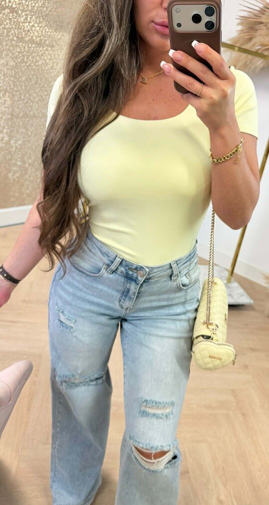 WILLY TRAVEL TEE YELLOW