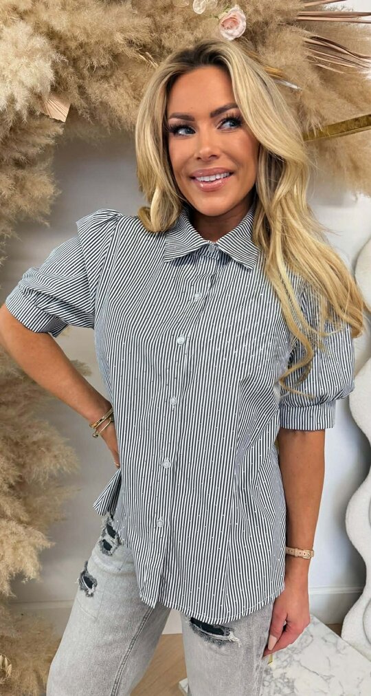 DIAMOND STRIPE SHORT SLEEVE BLOUSE GREY