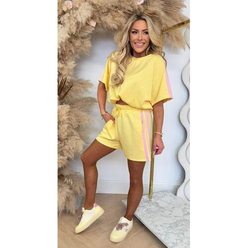 MUSTHAVE STRIPE SHORT SET YELLOW