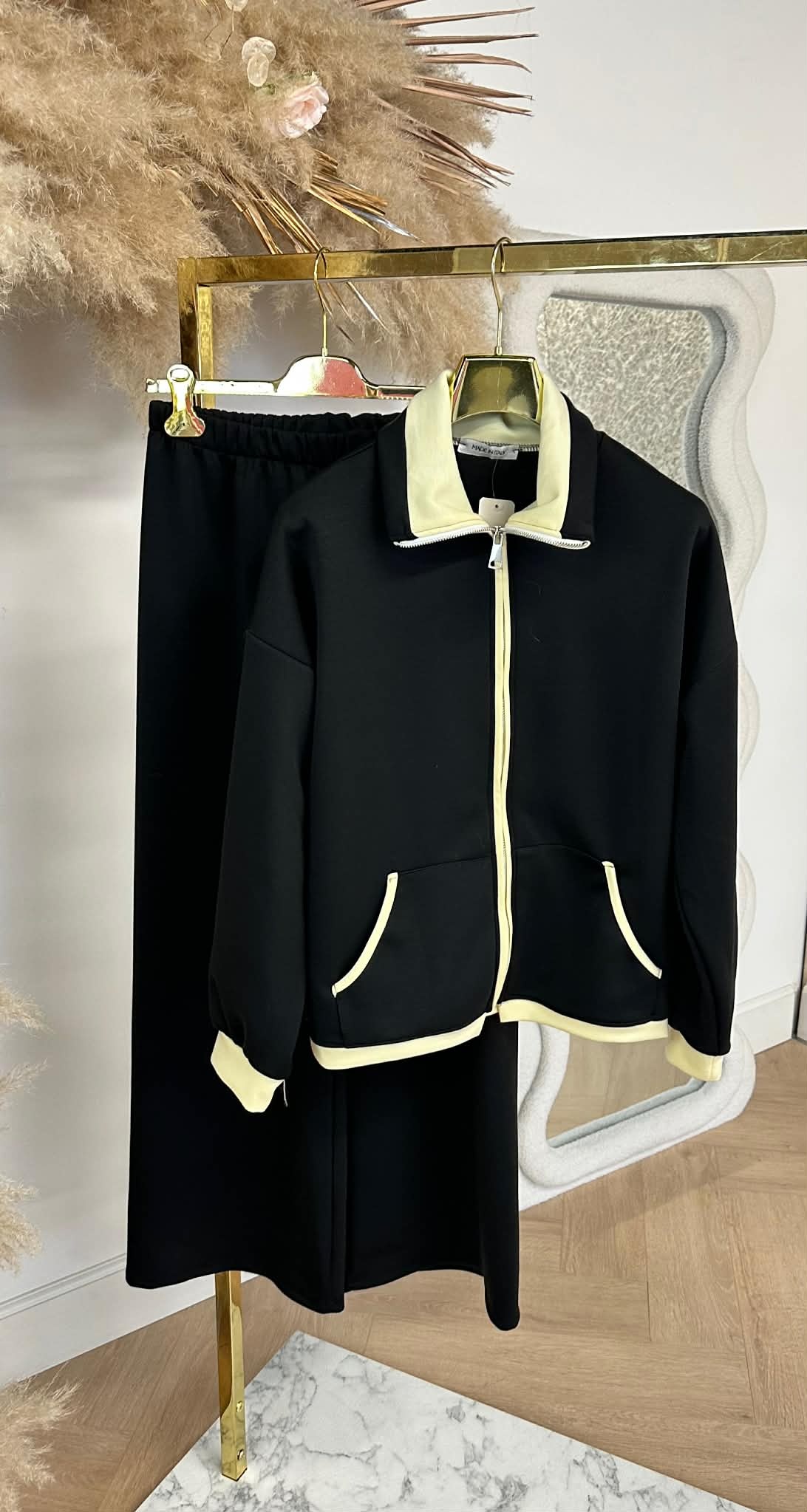 ROOS TWO PIECE ZIP SET BLACK