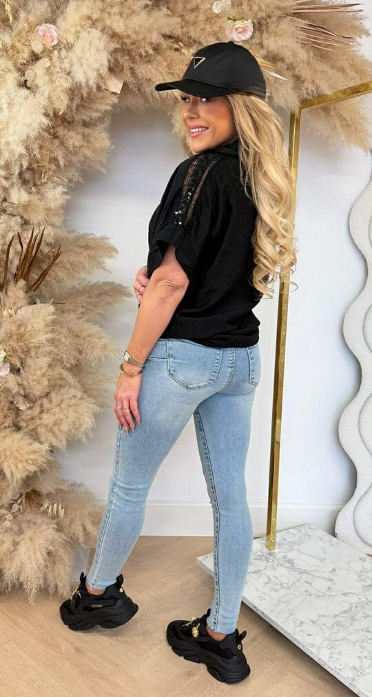 EASY LACE DETAIL BLOUSE BLACK EASY LACE DETAIL BLOUSE BLACK