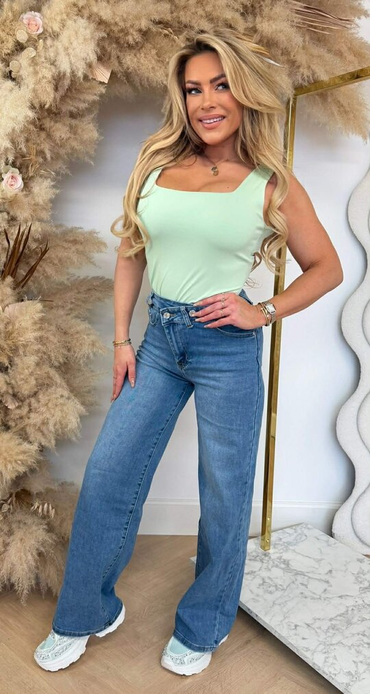 CECE BASIC TRAVEL TOP LIGHTGREEN