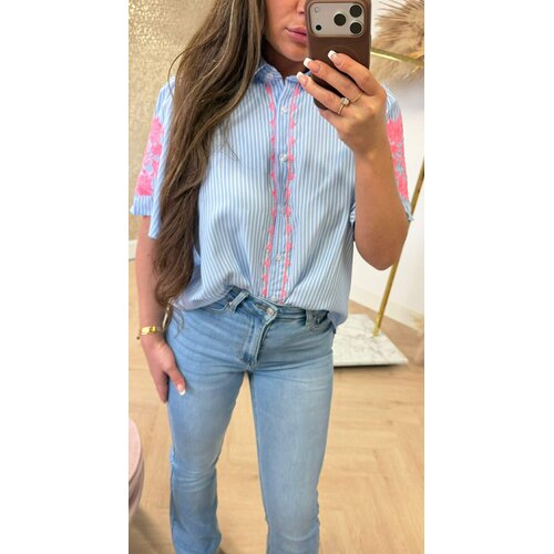 EMBROIDERY PEN STRIPE BLOUSE 2988 BLUE/FLUO PINK