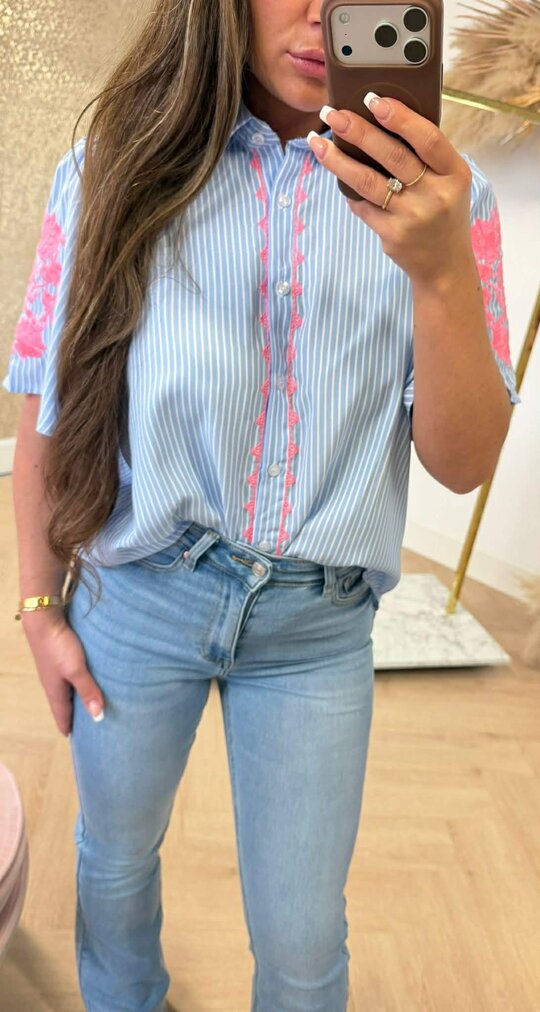 EMBROIDERY PEN STRIPE BLOUSE 2988 BLUE/FLUO PINK