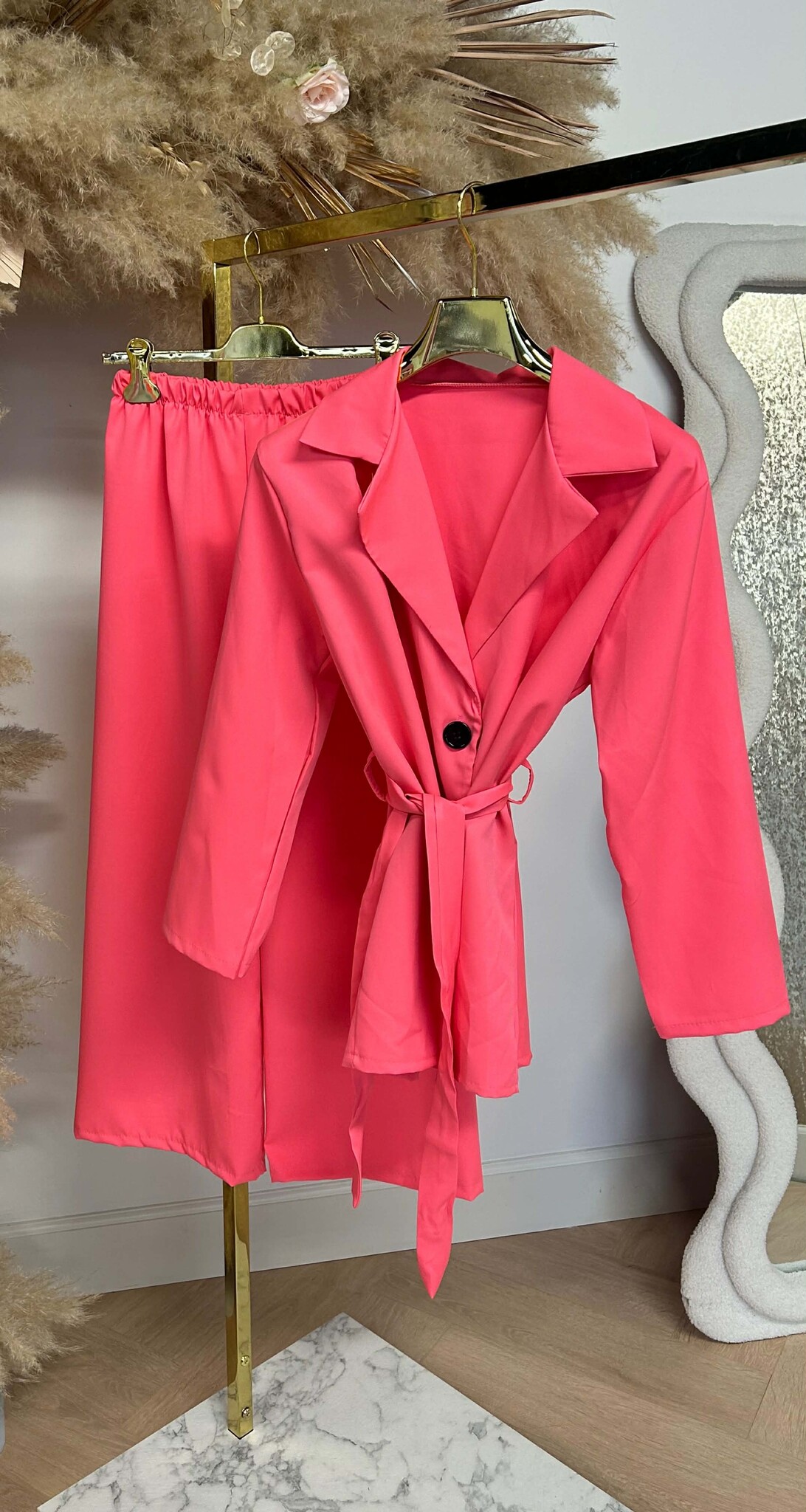 IZZY BLAZER + PANTS SET NEONCORAL