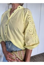 Broderie Blouse - Geel