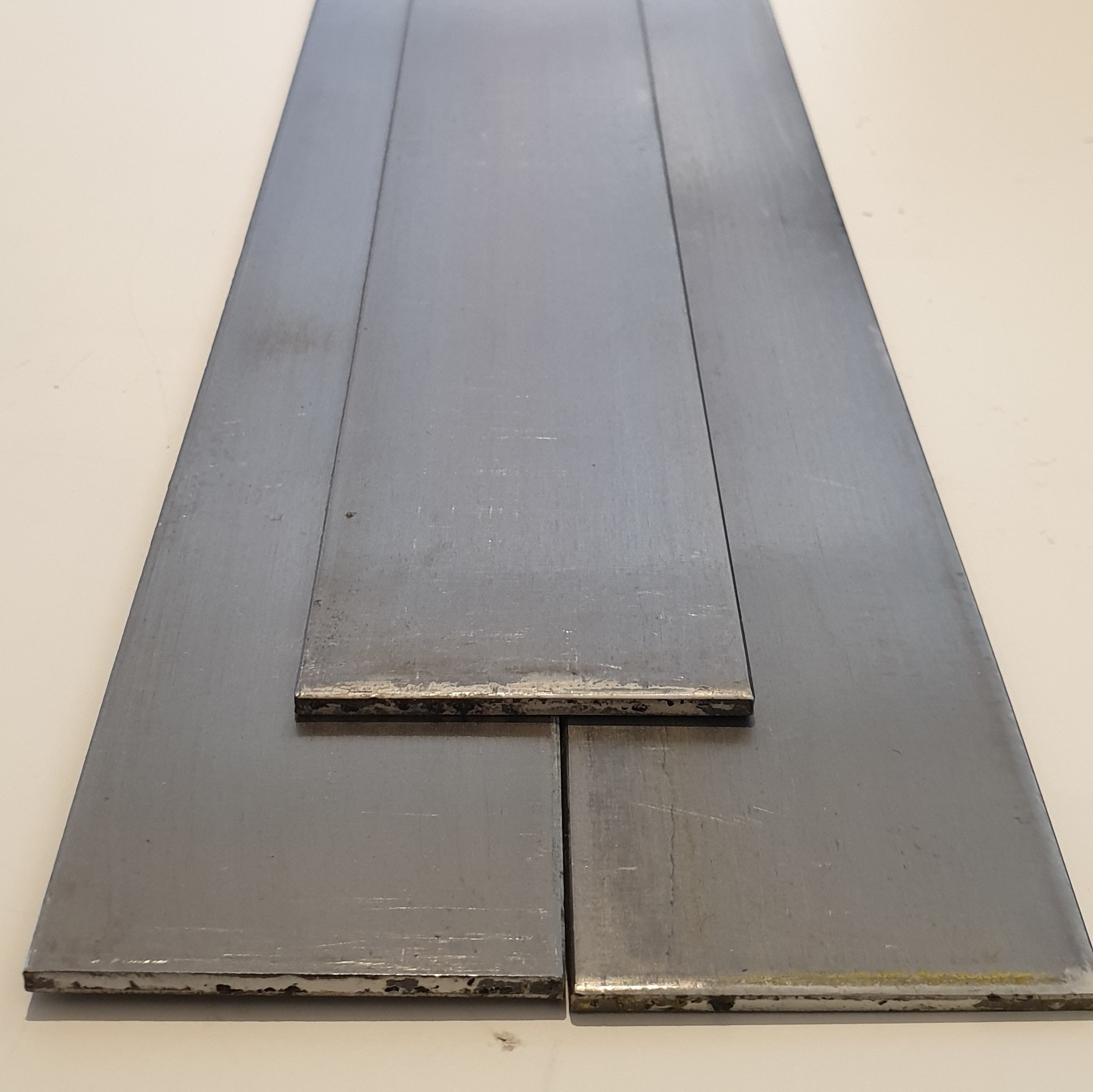 1095 staal | Messen staal | Zelf messen maken - Smederij Atelier Alkmaar
