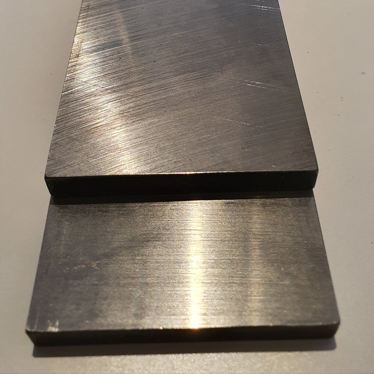 D2 Geslepen Messenstaal