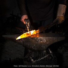 Workshop Japans Keukenmes smeden