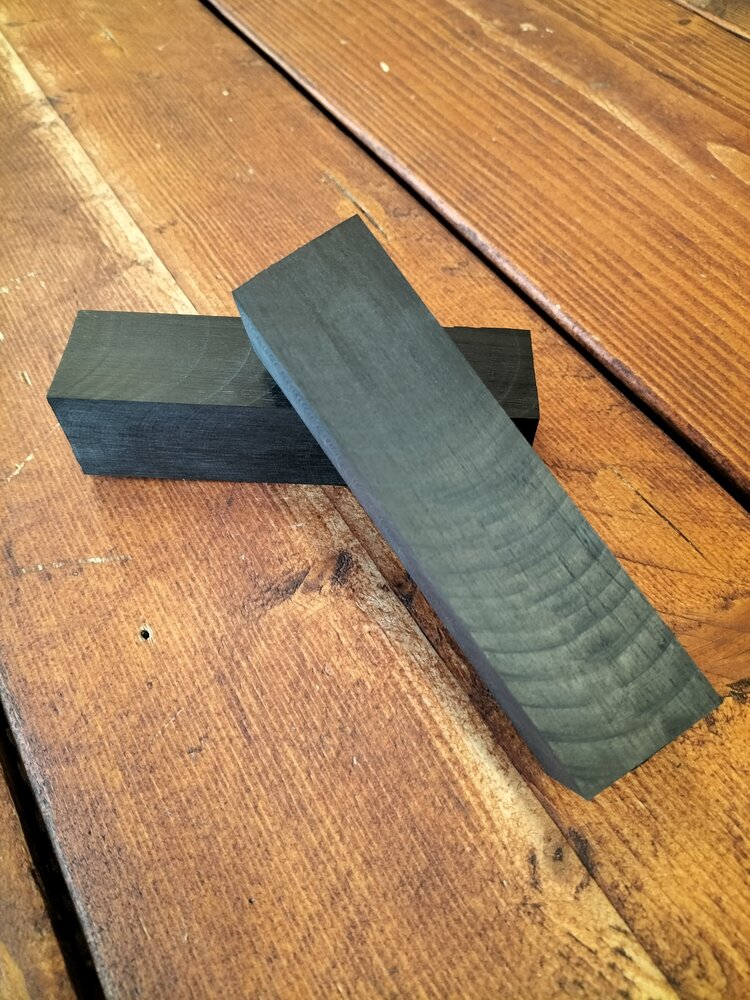 Haagbeuk zwart gestabiliseerd 30x30x125mm