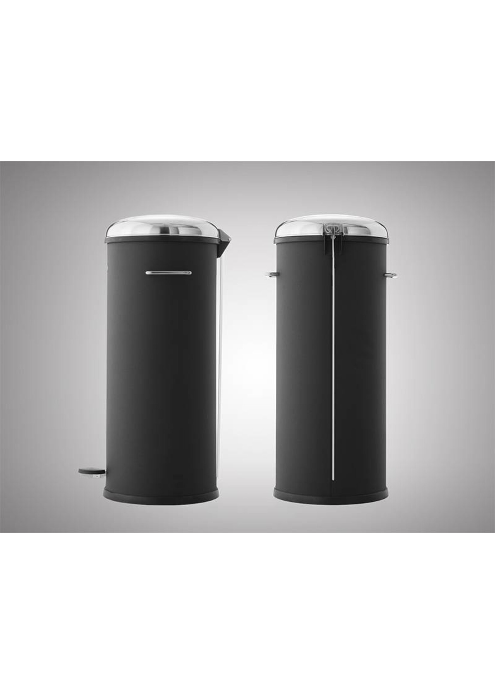 Vipp 17 Pedal Bin 30 liter Black