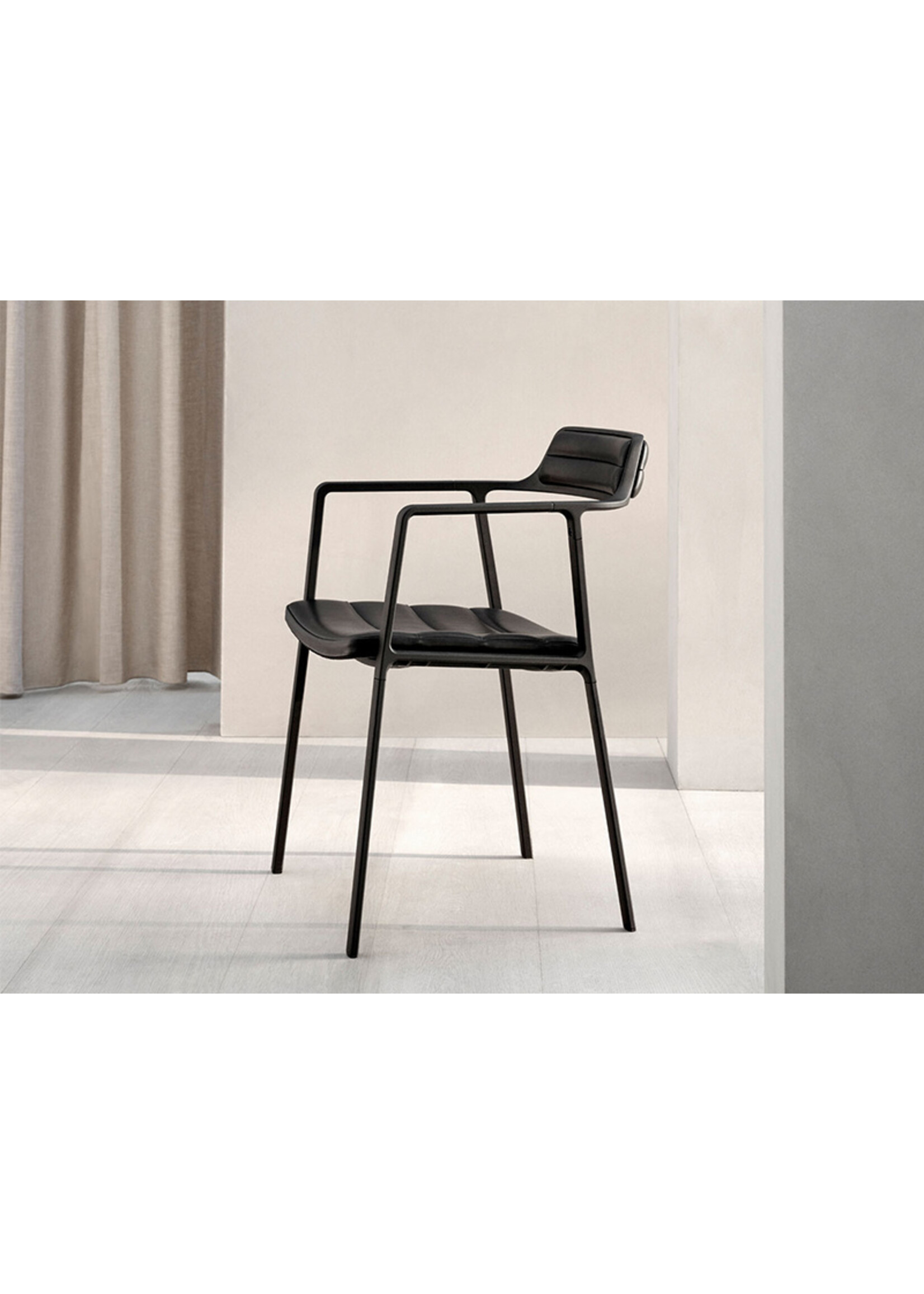 Vipp 451 Chair Black Leather