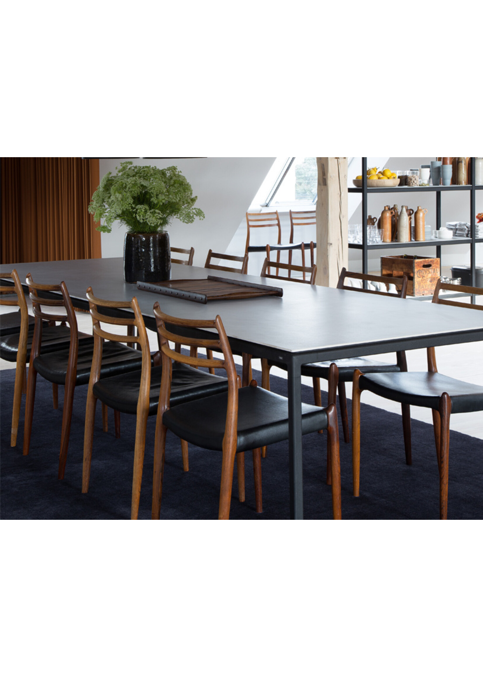 Vipp 972 Table Ceramic