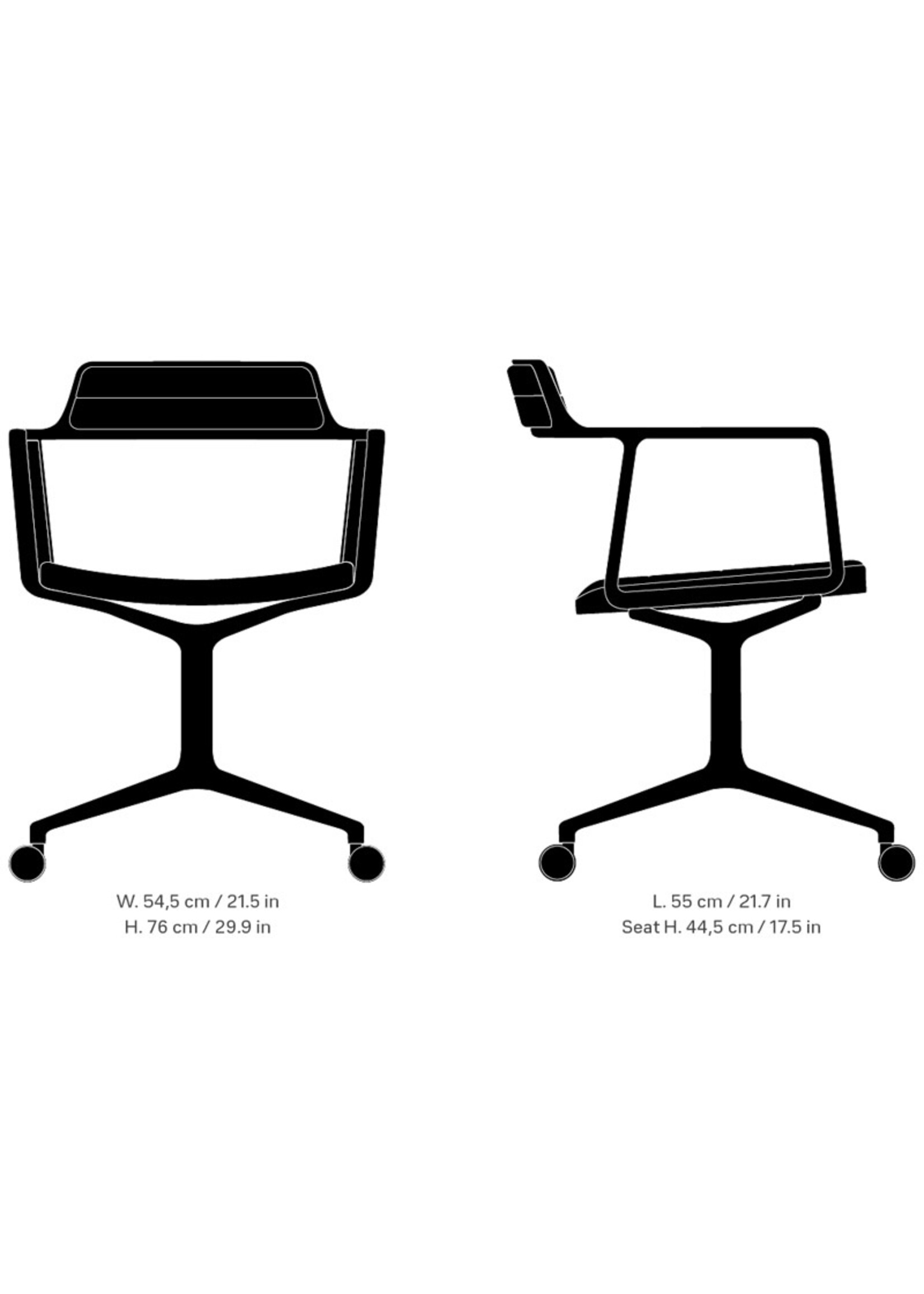 Vipp 452  Swivel chair w/ castors Polished aluminium Sand leather