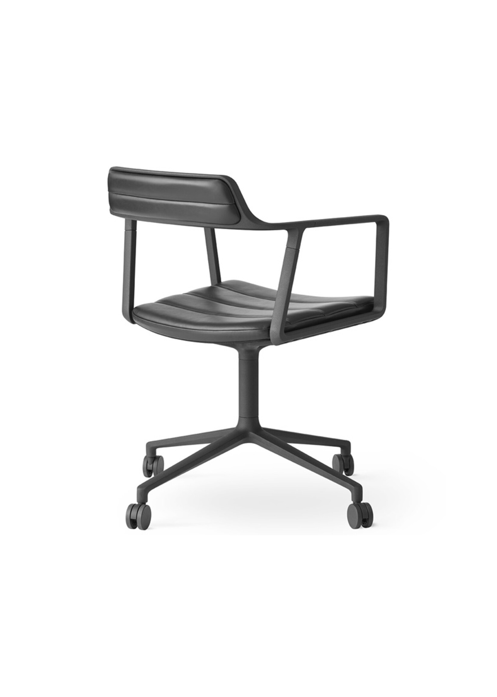 Vipp 452 Swivel chair w/ castors Black aluminium Black leather