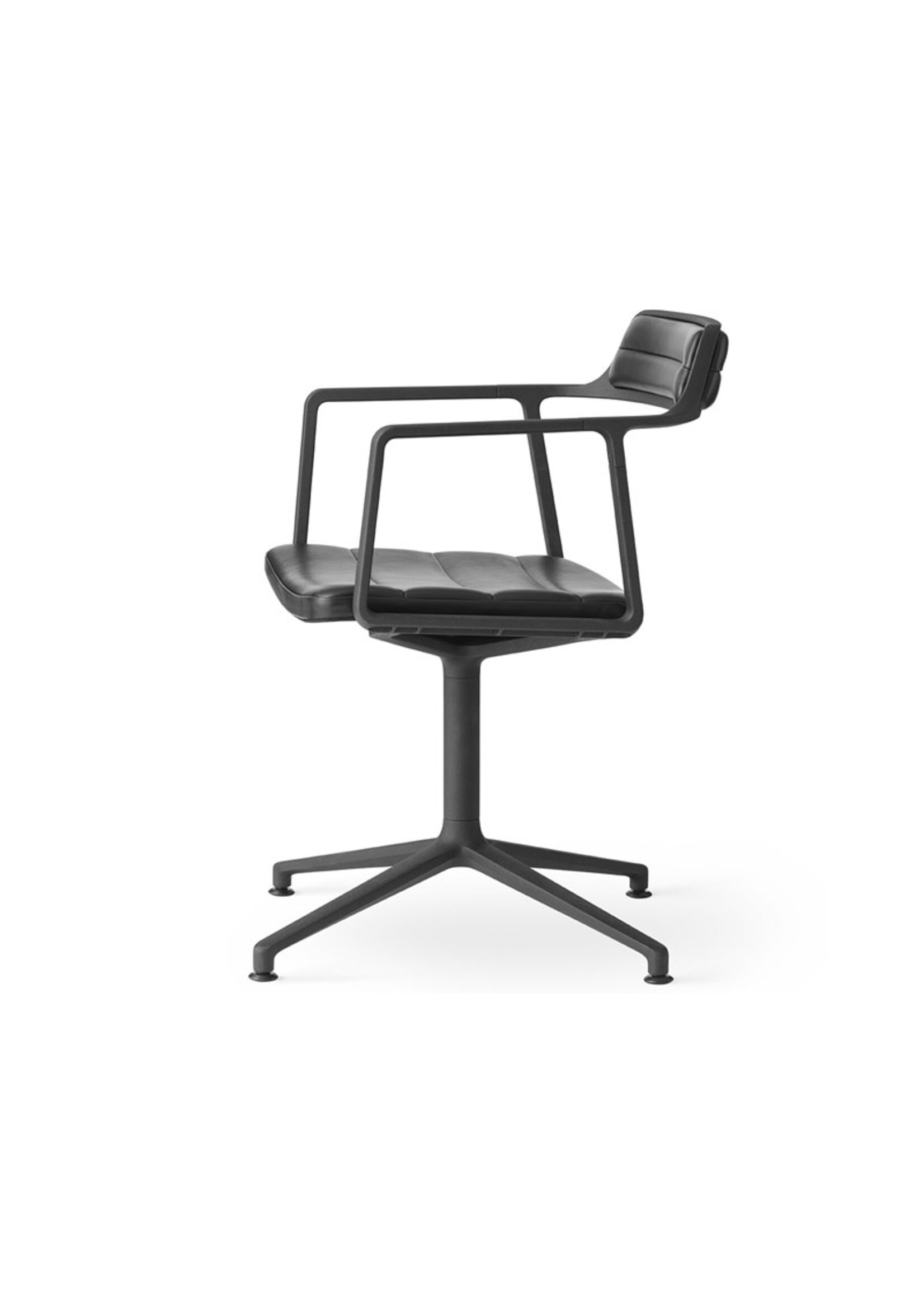 Vipp 452 Swivel chair w/ gliders Black aluminium Black leather