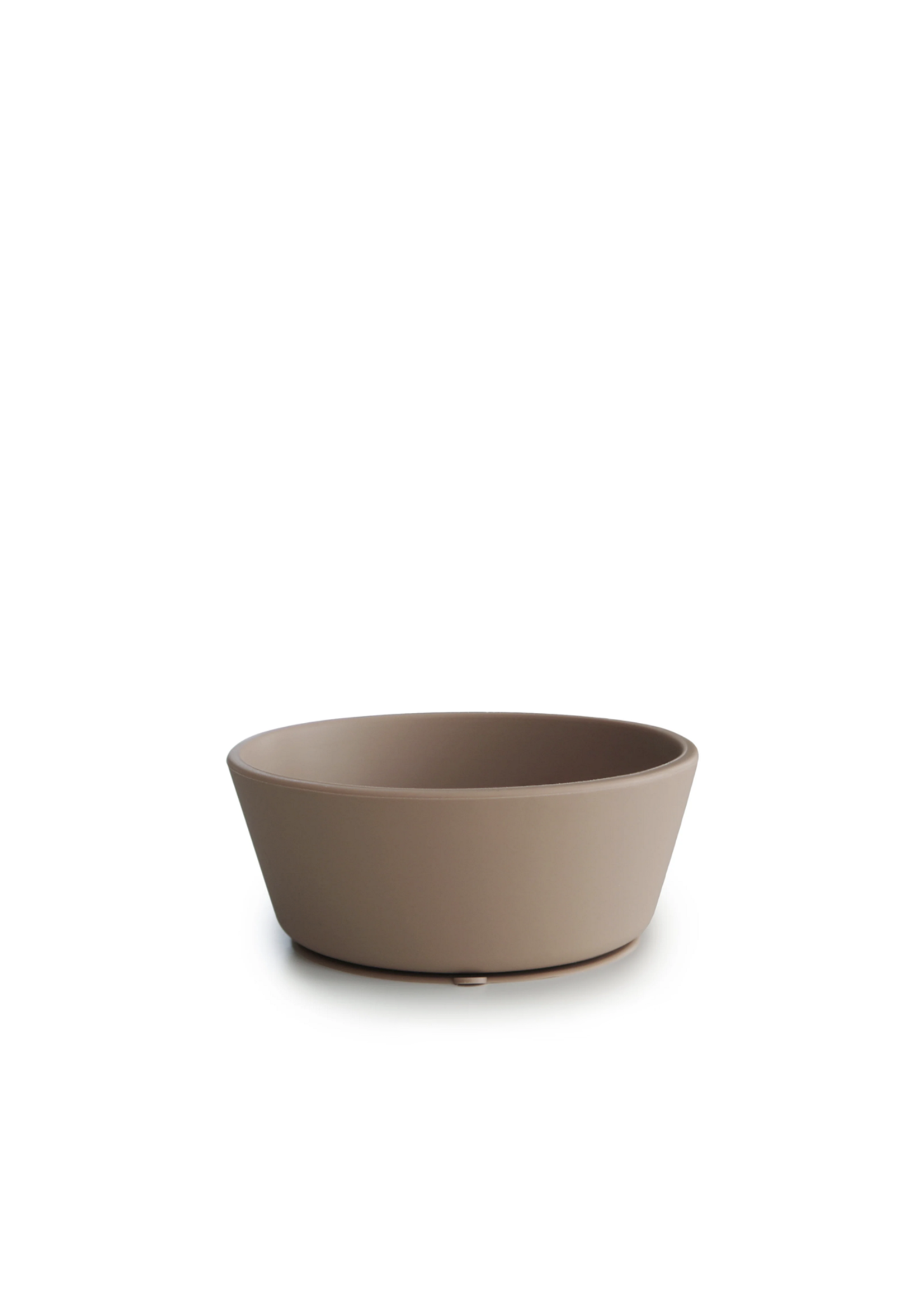 https://cdn.webshopapp.com/shops/287243/files/412707733/1652x2313x2/mushie-bowl-silicone-natural.jpg