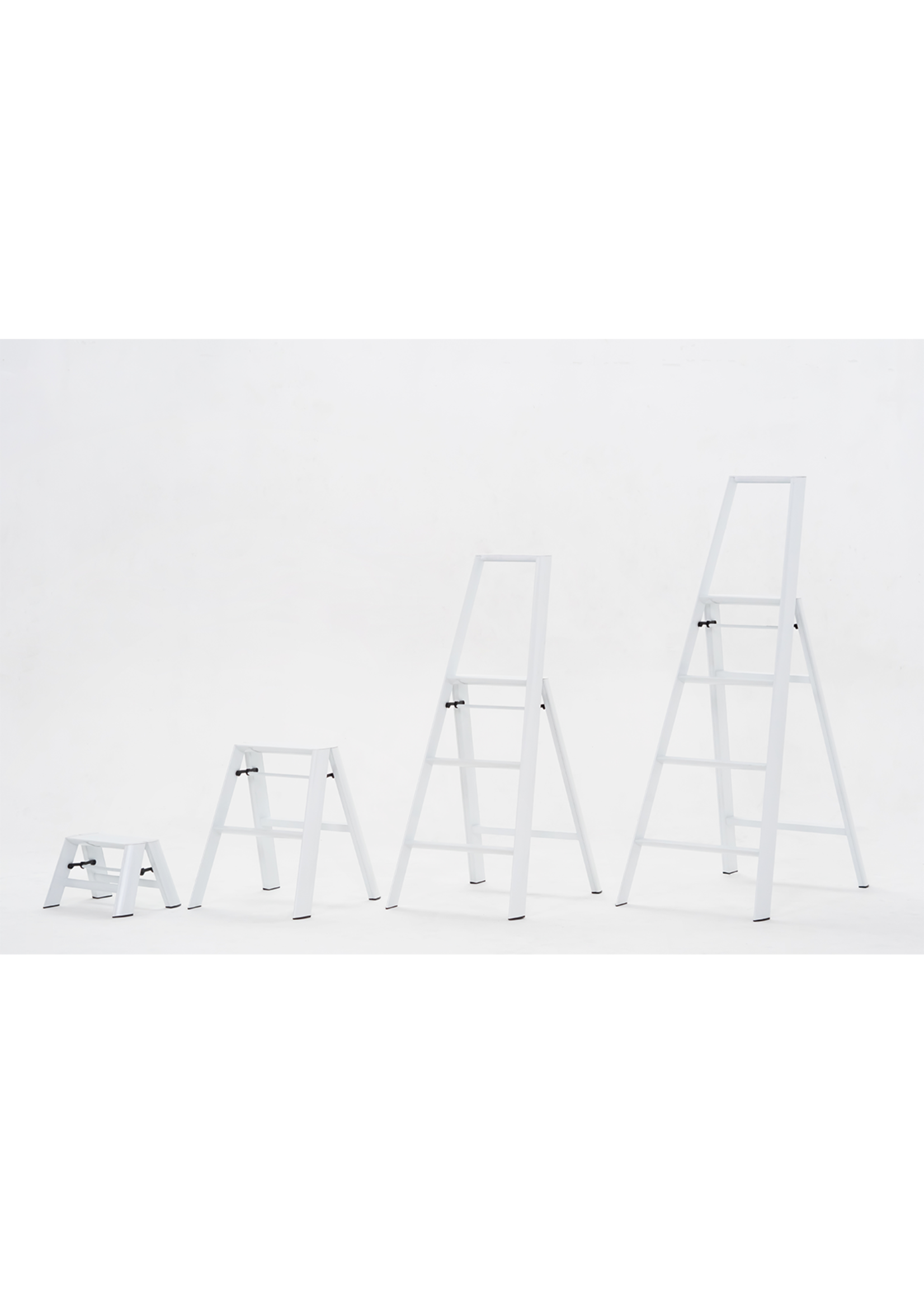 Hasegawa Lucano - Ladder - 2 Step - Wit